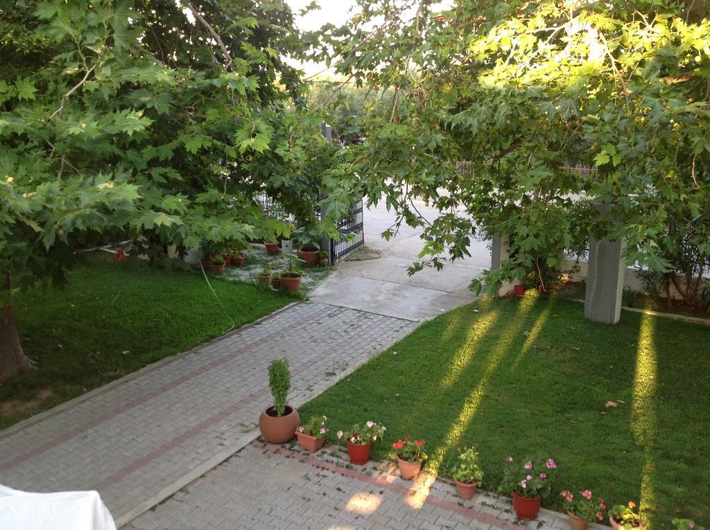 Villa Maria Ofrínion Exteriör bild