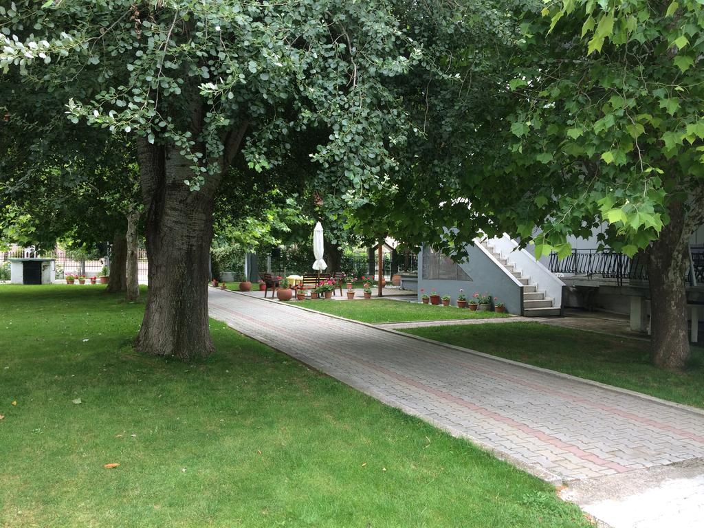 Villa Maria Ofrínion Exteriör bild